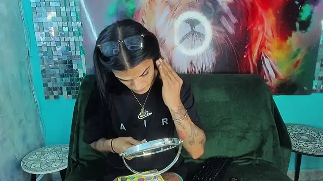 ZAMMIRA online show from March 12, 2026, 12:22 pm