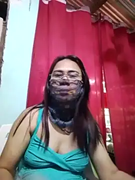 Snapshot of erma_joy chatting on July 9, 2026, 6:28 am erma joy online show from July 9, 2026, 6:28 am
