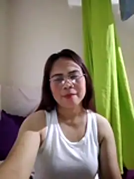 Snapshot of erma_joy chatting on August 5, 2026, 7:22 am erma joy online show from August 5, 2026, 7:22 am