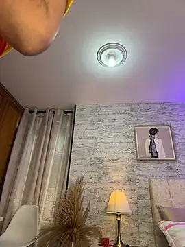 HoneyMollyX online show from June 23, 2026, 12:58 pm