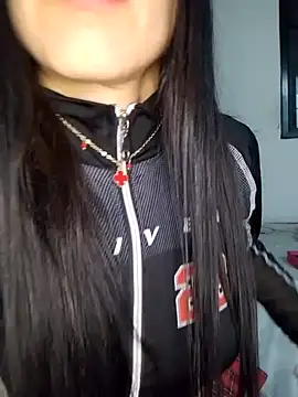 you yuyuu online show from December 4, 2025, 12:09 am