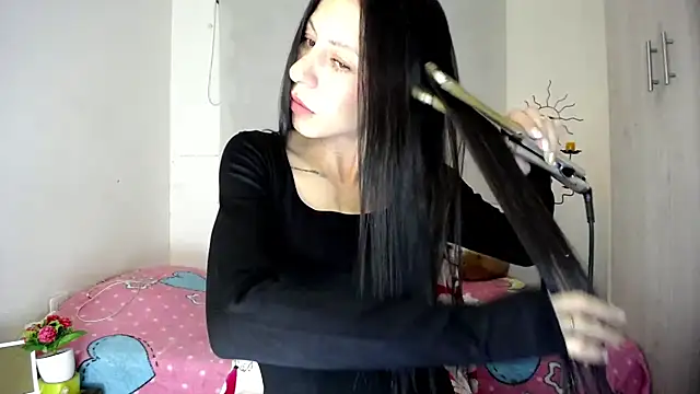 you yuyuu online show from February 25, 2026, 5:17 am