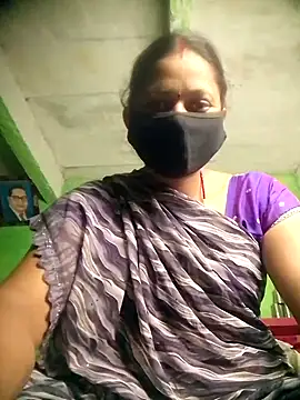Snapshot of Q_rekha chatting on October 9, 2025, 7:56 pm Q rekha online show from October 9, 2025, 7:56 pm
