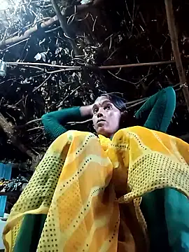 Cutsedi3 online show from October 30, 2025, 10:38 am