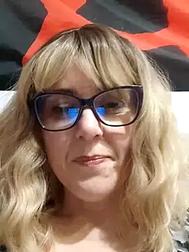 Amelialove42 online show from March 7, 2026, 9:01 pm