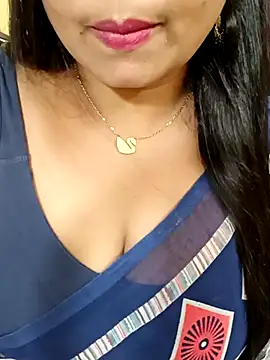 Snapshot of madhumitha_telugu chatting on October 10, 2025, 10:42 pm madhumitha telugu online show from October 10, 2025, 10:42 pm