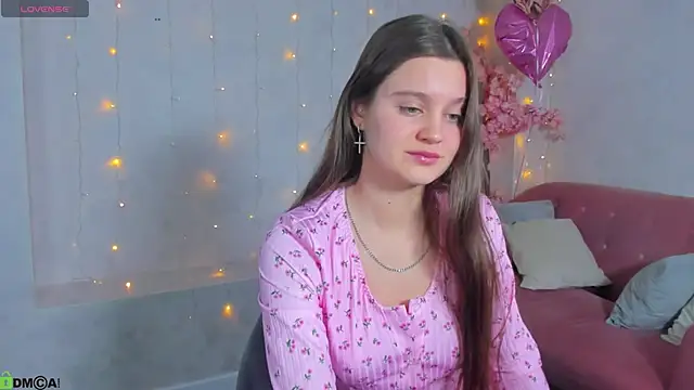 Renesmy Black online show from February 22, 2026, 11:25 pm