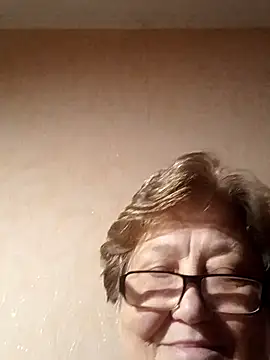 Katherine735 online show from October 19, 2025, 3:12 pm