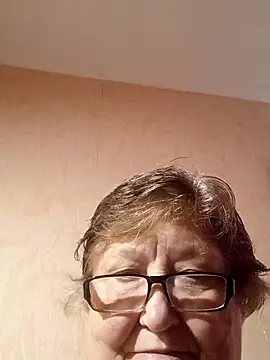 Katherine735 online show from October 24, 2025, 1:07 pm