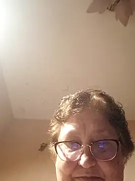Katherine735 online show from June 7, 2026, 9:51 pm