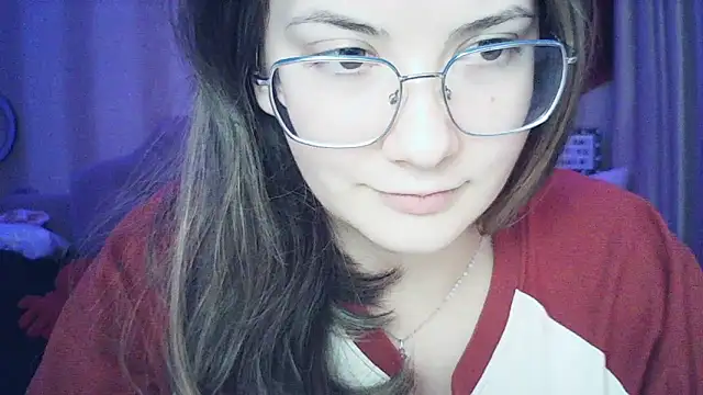 Snapshot of MoodieMira chatting on November 25, 2025, 9:26 pm MoodieMira online show from November 25, 2025, 9:26 pm