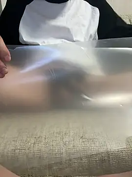 Snapshot of haruki_18old chatting on February 19, 2026, 12:34 pm haruki 18old online show from February 19, 2026, 12:34 pm