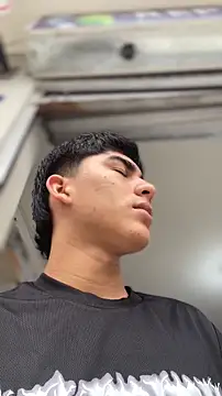 Snapshot of HarmonicOdour chatting on October 29, 2025, 2:19 pm HarmonicOdour online show from October 29, 2025, 2:19 pm