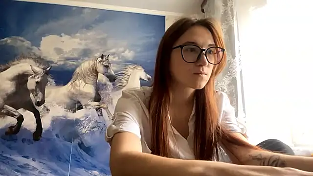 OrethaPetro online show from October 10, 2025, 8:46 am