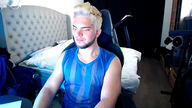 Snapshot of sugar_baby_twunk chatting on October 25, 2025, 4:53 am sugar baby twunk online show from October 25, 2025, 4:53 am