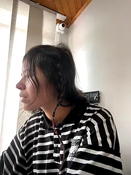 Ninfa pink online show from October 14, 2025, 3:13 pm