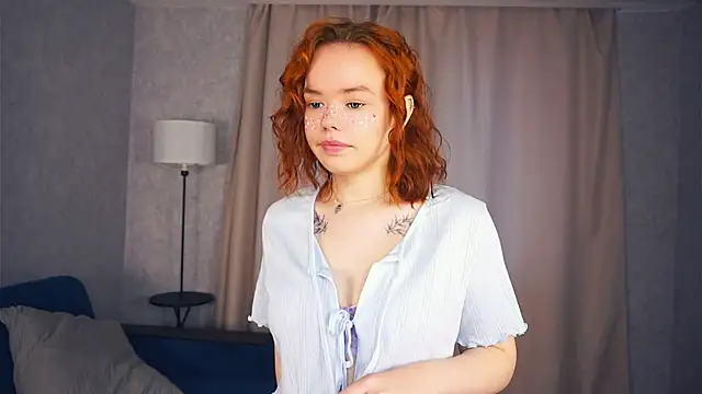 MelodyHasbrouck online show from October 31, 2025, 6:14 am