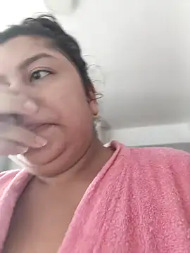 solnechka1 online show from October 16, 2025, 2:07 pm