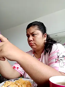 solnechka1 online show from October 27, 2025, 3:27 pm