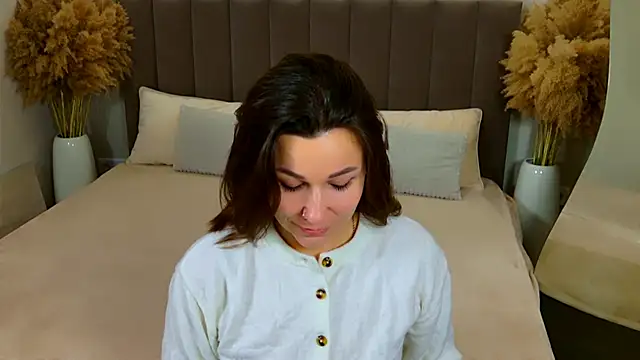 Snapshot of EdenSolis chatting on March 21, 2026, 12:10 pm EdenSolis online show from March 21, 2026, 12:10 pm