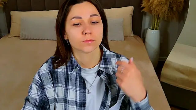 Snapshot of EdenSolis chatting on March 24, 2026, 10:09 am EdenSolis online show from March 24, 2026, 10:09 am