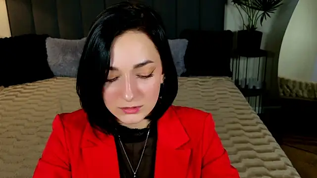 BaileeLynn online show from May 5, 2026, 12:57 pm