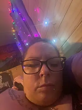 EdNEmSexyBlend online show from October 21, 2025, 5:30 am