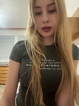 JudithCarly online show from February 12, 2026, 10:05 pm