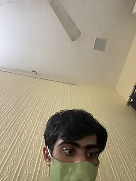 Snapshot of rajgujrahu chatting on October 24, 2025, 5:53 pm rajgujrahu online show from October 24, 2025, 5:53 pm