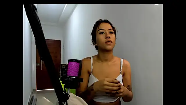 Snapshot of Kitty_love2006 chatting on February 28, 2026, 1:01 pm Kitty love2006 online show from February 28, 2026, 1:01 pm