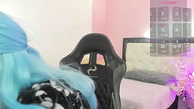 Barbieteeen online show from May 4, 2026, 3:35 am