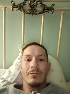 Snapshot of Graimito chatting on April 2, 2026, 9:56 pm Graimito online show from April 2, 2026, 9:56 pm