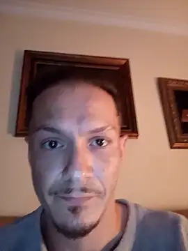Snapshot of Graimito chatting on April 24, 2026, 11:40 pm Graimito online show from April 24, 2026, 11:40 pm
