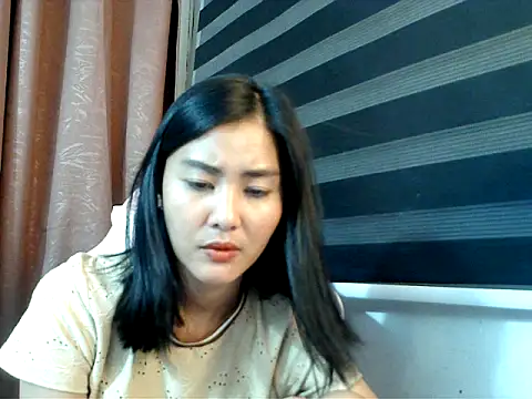 De amore online show from October 21, 2025, 1:23 pm