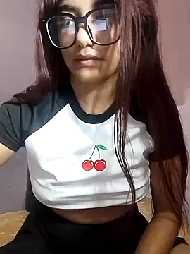 Snapshot of alisaram chatting on October 12, 2025, 8:08 pm alisaram online show from October 12, 2025, 8:08 pm