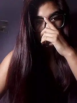 Snapshot of alisaram chatting on October 13, 2025, 8:31 pm alisaram online show from October 13, 2025, 8:31 pm