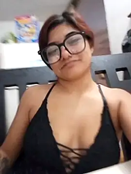 Snapshot of alisaram chatting on December 20, 2025, 10:28 pm alisaram online show from December 20, 2025, 10:28 pm