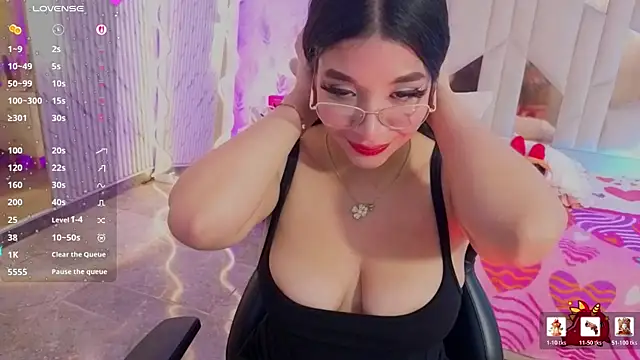 MARIANA TAY1 online show from June 25, 2026, 5:12 am