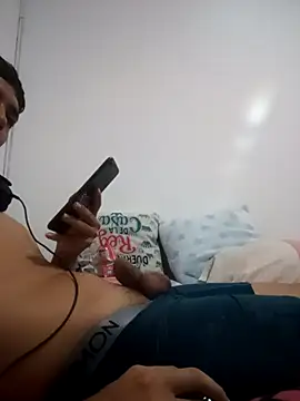 Flirtdick03 online show from February 2, 2026, 7:07 am