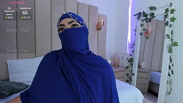  naylaa  online show from February 7, 2026, 3:32 am