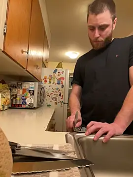 custardnmypie online show from October 30, 2025, 4:14 am