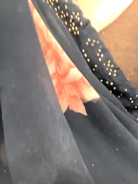 Snapshot of rasmi_powar chatting on November 4, 2025, 8:46 am rasmi powar online show from November 4, 2025, 8:46 am