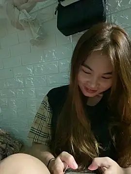 Snapshot of Yan_50299 chatting on October 14, 2025, 12:28 pm Yan 50299 online show from October 14, 2025, 12:28 pm