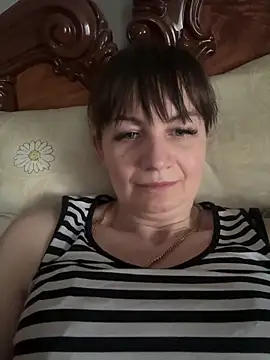 Snapshot of Butterfly8385 chatting on May 11, 2026, 3:40 pm Butterfly8385 online show from May 11, 2026, 3:40 pm