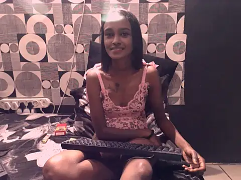 Snapshot of sassyindian01 chatting on October 11, 2025, 8:02 am sassyindian01 online show from October 11, 2025, 8:02 am