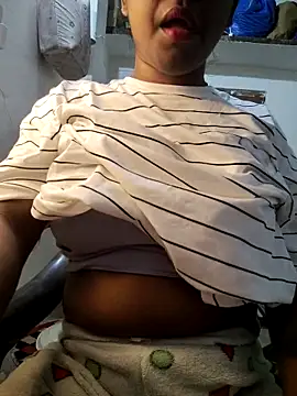 Lovely Payal online show from March 10, 2026, 6:51 am