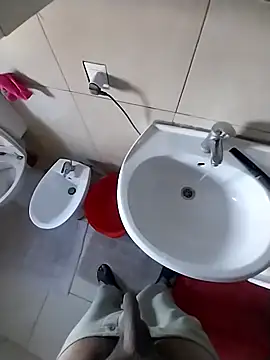 Snapshot of S-meerass chatting on February 17, 2026, 10:56 am S-meerass online show from February 17, 2026, 10:56 am