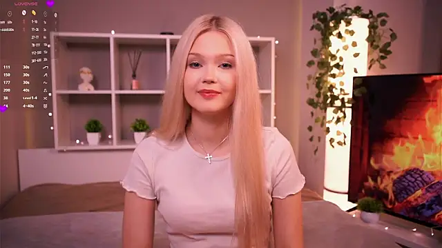 KaryTasch online show from November 3, 2025, 9:05 pm