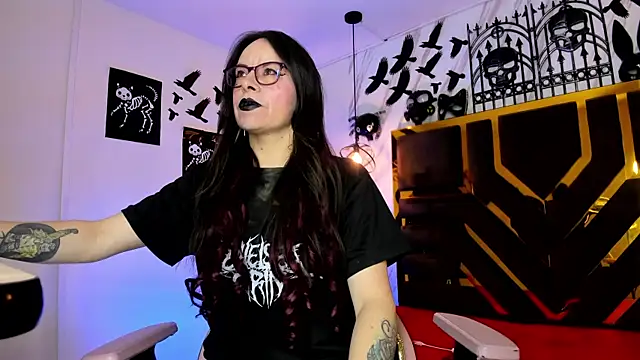 Evangelinejoness  online show from November 6, 2025, 11:33 am