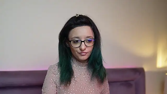 JoelleApril online show from March 6, 2026, 9:44 pm